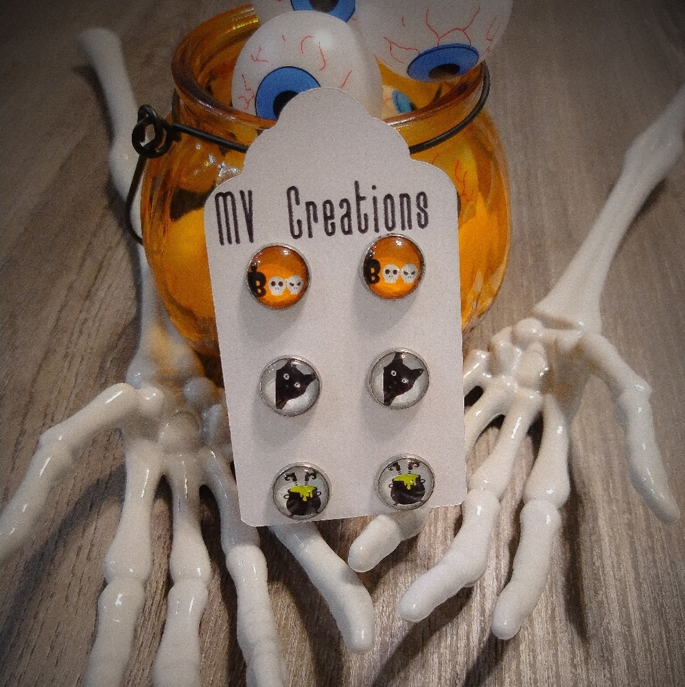 Halloween theme earrings